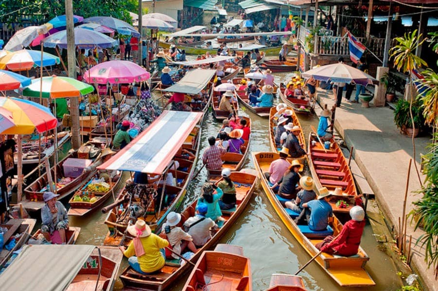 Schwimmender Markt Bang Khu Wiang