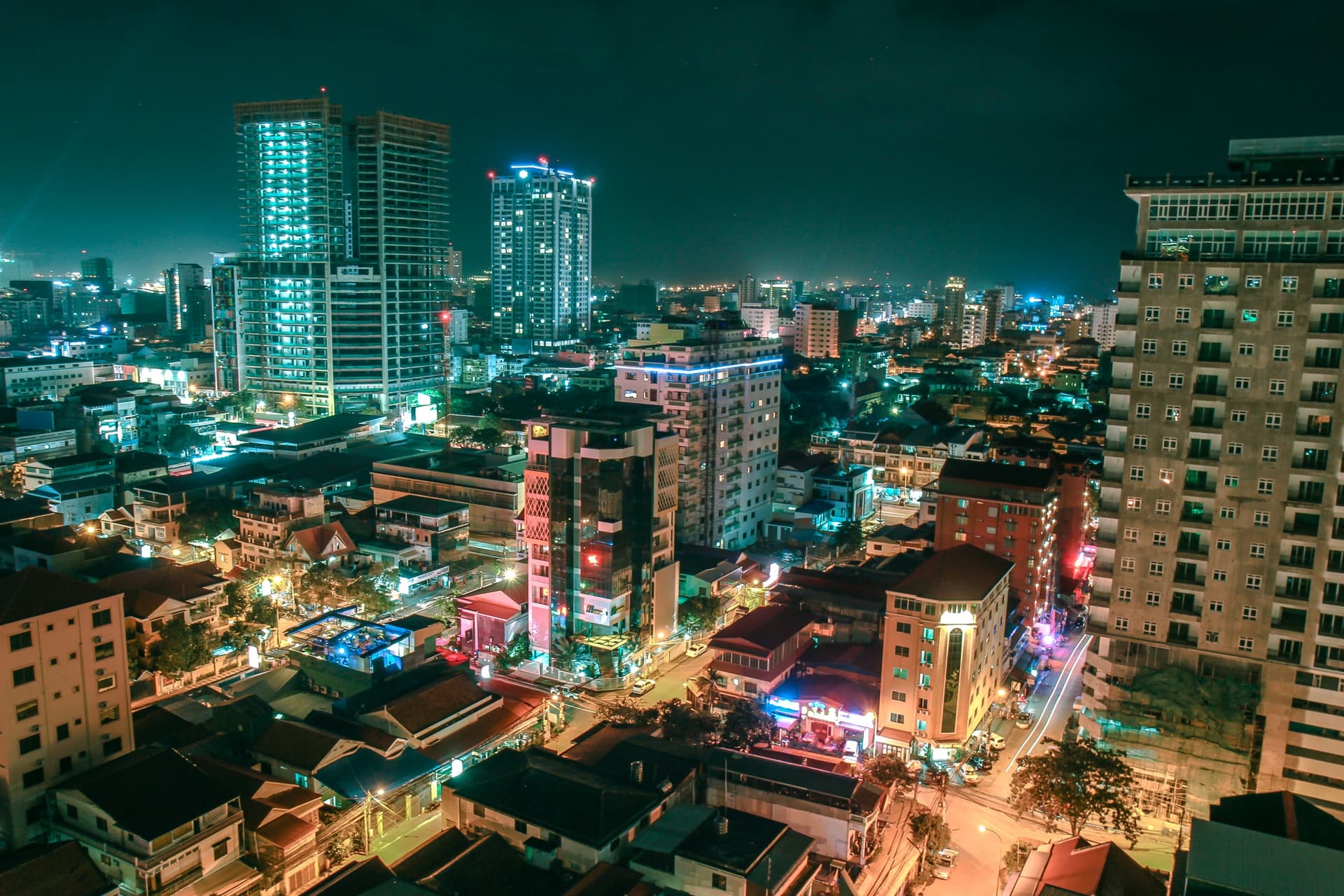 5 Rooftop-Bars in Phnom Penh für einen Drink